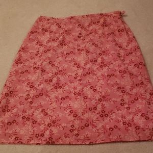 Flowy polyester skirt